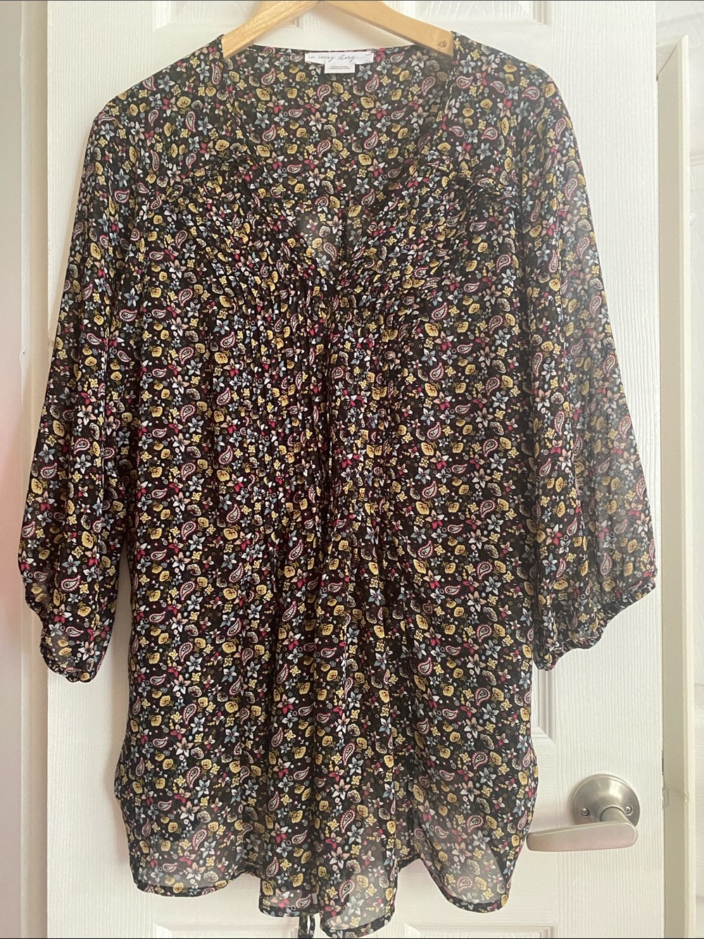 Black Floral Pintuck Blouse with Three-Quarter Sleeves